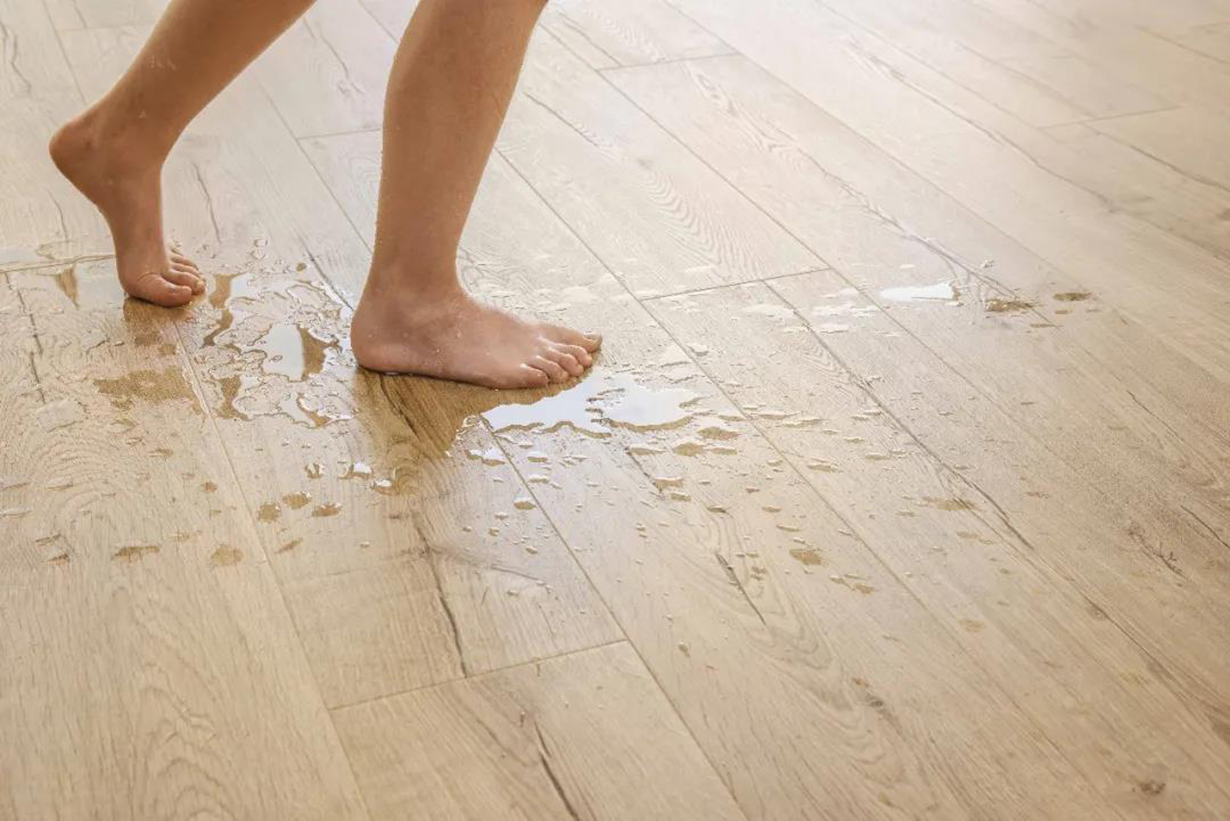 得高Quick-Step進口地板，尖端科技，無懼水漬 1