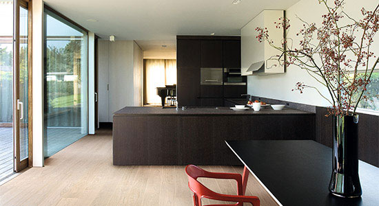 色彩、光線、空間之間的相互聯(lián)系